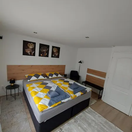 Apartment Nani Vecsés